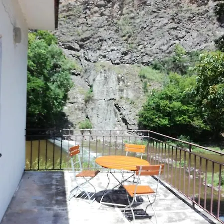 Zatisi * Podhradi nad Dyji